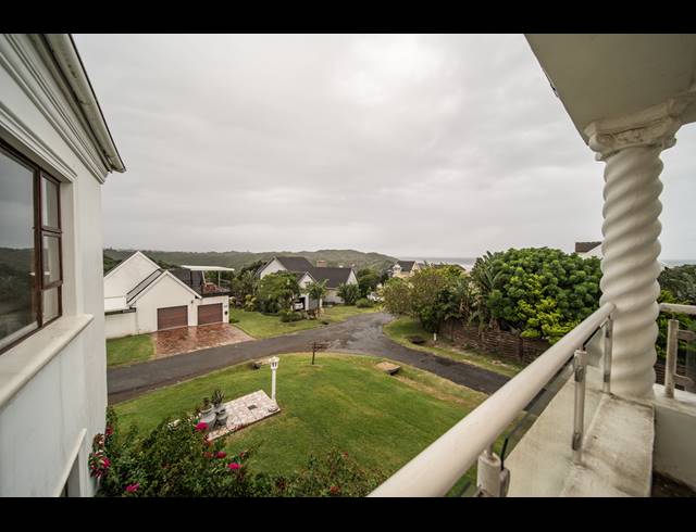5 BEDROOM FREEHOLD FOR SALE IN COVE ROCK